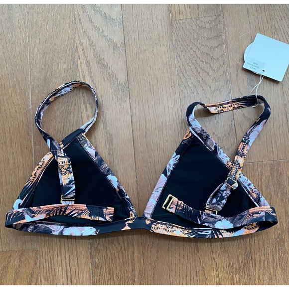 NWT Bikini top - Picture 4 of 5